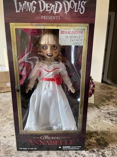 Mezco living dead doll - living,