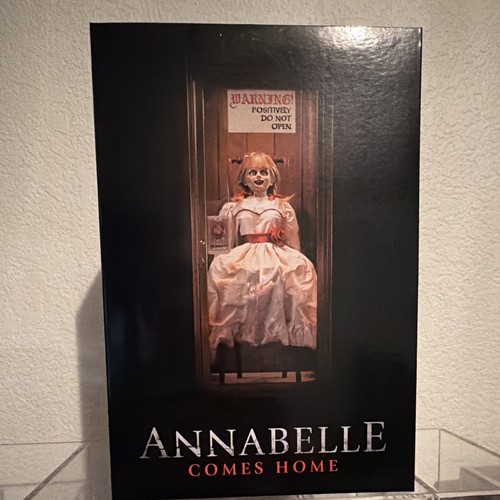 Bambola neca annabelle comes - neca,