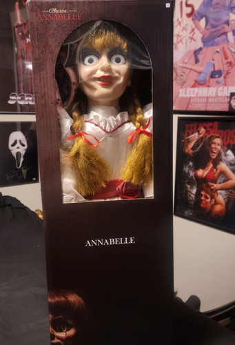 Spirit halloween the conjuring - spirit,